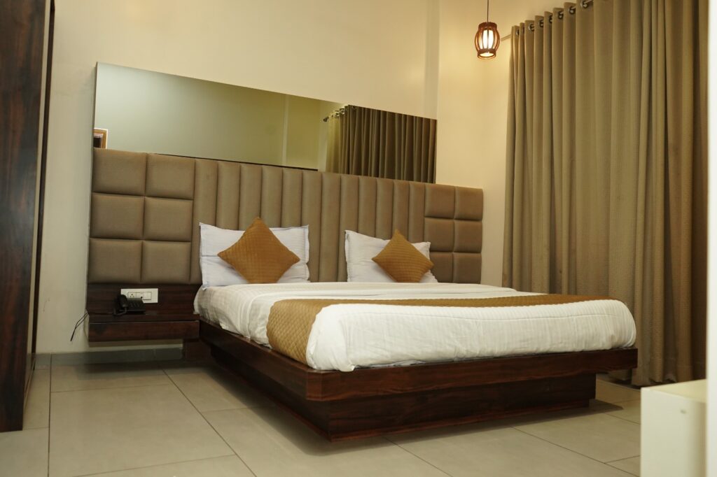 Super Deluxe AC Room Img 2